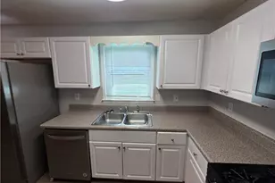 17 Winchester Dr, Euharlee, GA 30145 - Photo 4