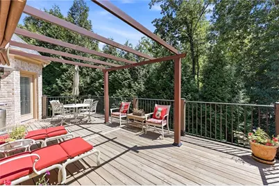 5359 Point South Drive, Gainesville, GA 30504 - Photo 18