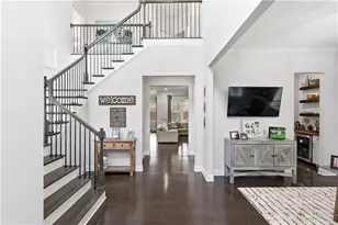 2438 Colby Ct, Snellville, GA 30078 - Photo 2