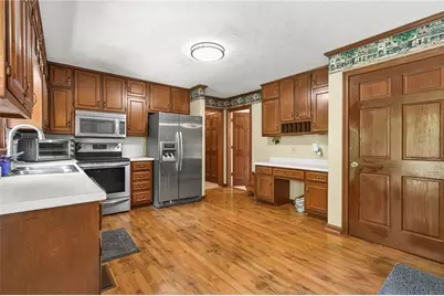 1339 Saint Michaels Court, Lilburn, GA 30047 - Photo 20