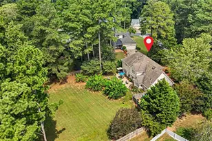 1339 St Michaels Ct, Lilburn, GA 30047 - Photo 60