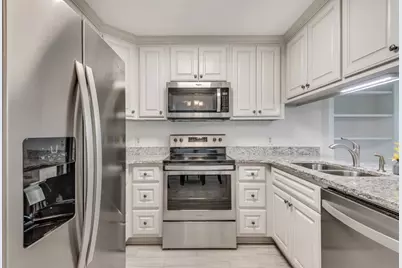 1800 Clairmont Lake #A623, Decatur, GA 30033 - Photo 12