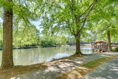 1800 Clairmont Lake #A623, Decatur, GA 30033 - Photo 2