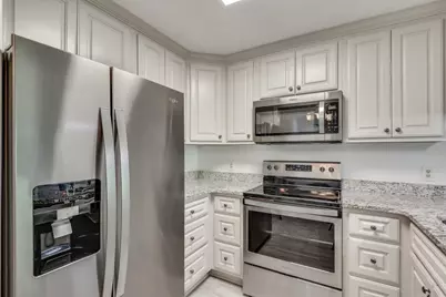 1800 Clairmont Lake #A623, Decatur, GA 30033 - Photo 14
