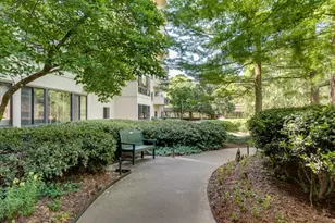 1800 Clairmont Lake, Decatur, GA 30033 - Photo 30