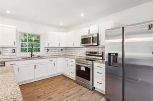 3972 Emerald N Dr, Decatur, GA 30035 - Photo 4