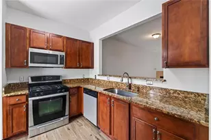 585 McWilliams Road SE, Atlanta, GA 30315 - Photo 2