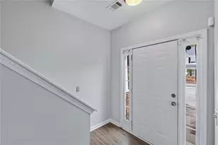 585 McWilliams Road SE, Atlanta, GA 30315 - Photo 6