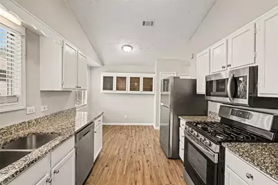911 Riverstone Way, Woodstock, GA 30188 - Photo 6