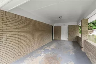 677 N Hairston Rd, Stone Mountain, GA 30083 - Photo 2