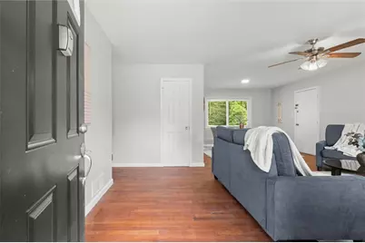 677 N Hairston Road, Stone Mountain, GA 30083 - Photo 4