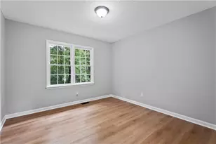 1860 Hickory Creek Ct NW, Acworth, GA 30102 - Photo 10