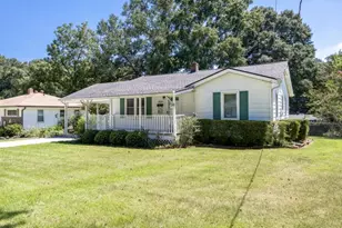 1024 Oakdale Dr SE, Smyrna, GA 30080 - Photo 2