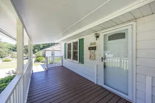 1024 Oakdale Dr SE, Smyrna, GA 30080 - Photo 4