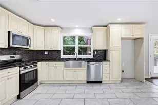 354 Pine Valley Rd, Powder Springs, GA 30127 - Photo 14