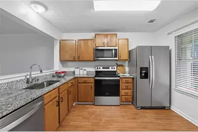 2906 Queen Anne Court, Sandy Springs, GA 30350 - Photo 10