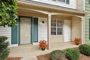 2906 Queen Anne Ct, Sandy Springs, GA 30350 - Photo 4
