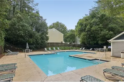 2906 Queen Anne Court, Sandy Springs, GA 30350 - Photo 26