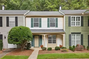 2906 Queen Anne Ct, Sandy Springs, GA 30350 - Photo 1