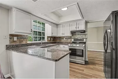 1468 Heritage Glen Drive, Marietta, GA 30068 - Photo 4