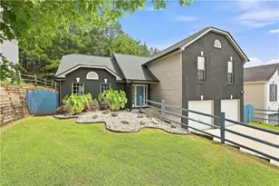 2455 Tolliver Dr, Ellenwood, GA 30294 - Photo 2