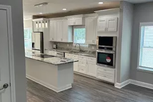 222 Taylor Cir, Palmetto, GA 30268 - Photo 2