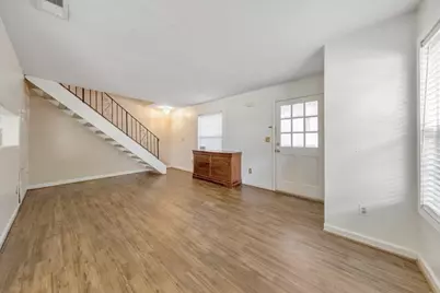 1313 Surrey Lane SW, Marietta, GA 30008 - Photo 4