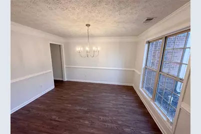 5747 Union Pointe Drive, Union City, GA 30291 - Photo 6