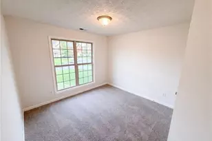 5747 Union Pointe Dr, Union City, GA 30291 - Photo 16