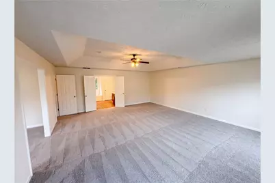 5747 Union Pointe Drive, Union City, GA 30291 - Photo 4