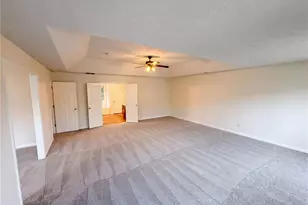 5747 Union Pointe Dr, Union City, GA 30291 - Photo 4
