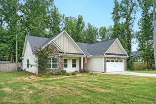 415 Smallwood Ln, Douglasville, GA 30134 - Photo 2