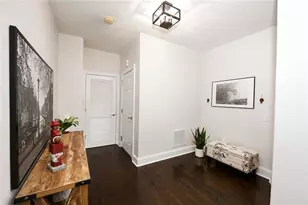 1085 Charles Towne Square, Sandy Springs, GA 30328 - Photo 30