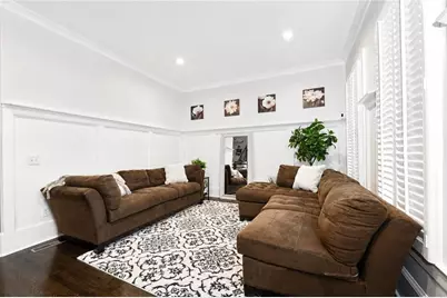 1085 Charles Towne Square, Sandy Springs, GA 30328 - Photo 6