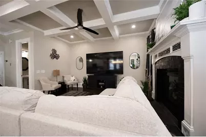 1085 Charles Towne Square, Sandy Springs, GA 30328 - Photo 16