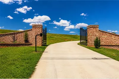 3200 Shady Grove Rd, Carrollton, GA 30116 - Photo 2