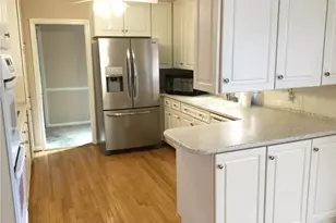 1368 Branchwood Dr, Snellville, GA 30078 - Photo 4