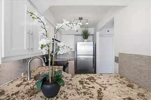 2870 Pharr Ct South NW, Atlanta, GA 30305 - Photo 10