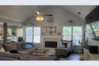 1475 Yorktown Drive, Lawrenceville, GA 30043 - Photo 6