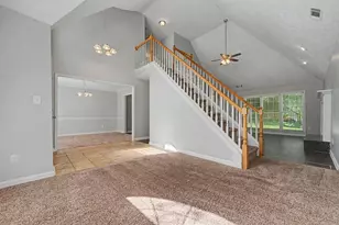 418 Middle Valley Ln, Woodstock, GA 30189 - Photo 2