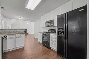 418 Middle Valley Ln, Woodstock, GA 30189 - Photo 8