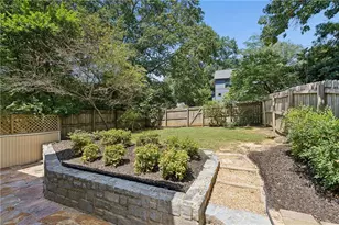 2318 Colonial Dr NE, Atlanta, GA 30319 - Photo 4