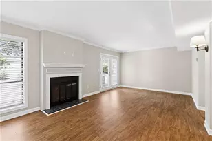 2318 Colonial Dr NE, Atlanta, GA 30319 - Photo 12