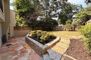 2318 Colonial Dr NE, Atlanta, GA 30319 - Photo 6