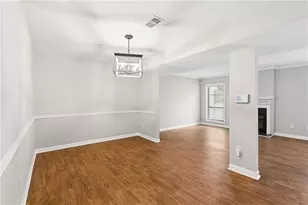 2318 Colonial Dr NE, Atlanta, GA 30319 - Photo 8