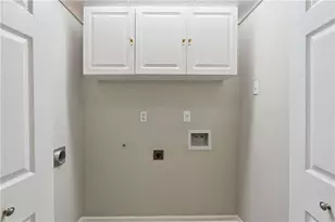 2318 Colonial Dr NE, Atlanta, GA 30319 - Photo 24