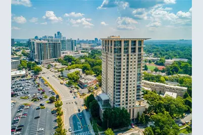 2881 Peachtree Road NE #1703, Atlanta, GA 30305 - Photo 2