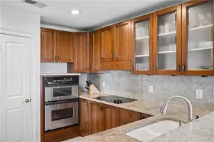 2881 Peachtree Rd NE, Atlanta, GA 30305 - Photo 12