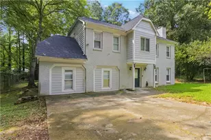 5451 Hedgeflower Ct, Stone Mountain, GA 30088 - Photo 2