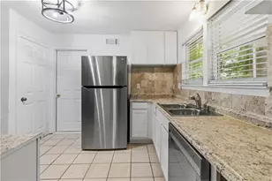 5451 Hedgeflower Ct, Stone Mountain, GA 30088 - Photo 10